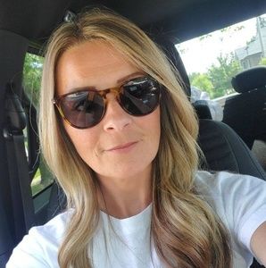 Meet your Posher, Jackie